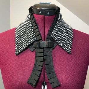 Beautiful Glam Caller Necklace